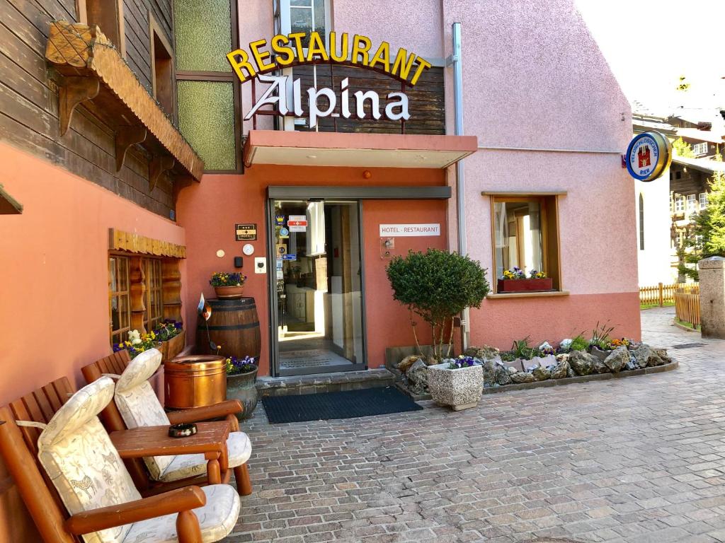 Hotel Alpina